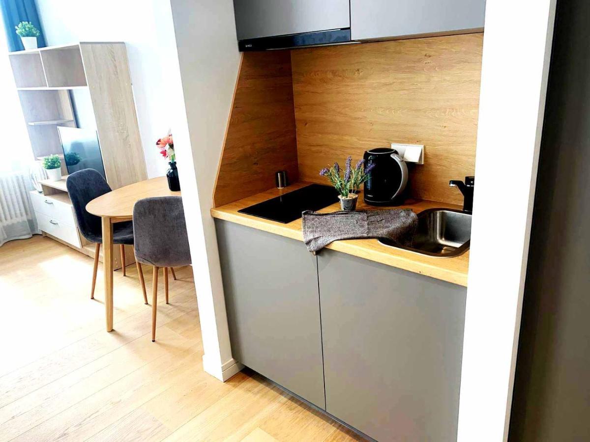 Riga Center - Quiet Studio - 5 Min To Old Town & Nflx Zewnętrze zdjęcie